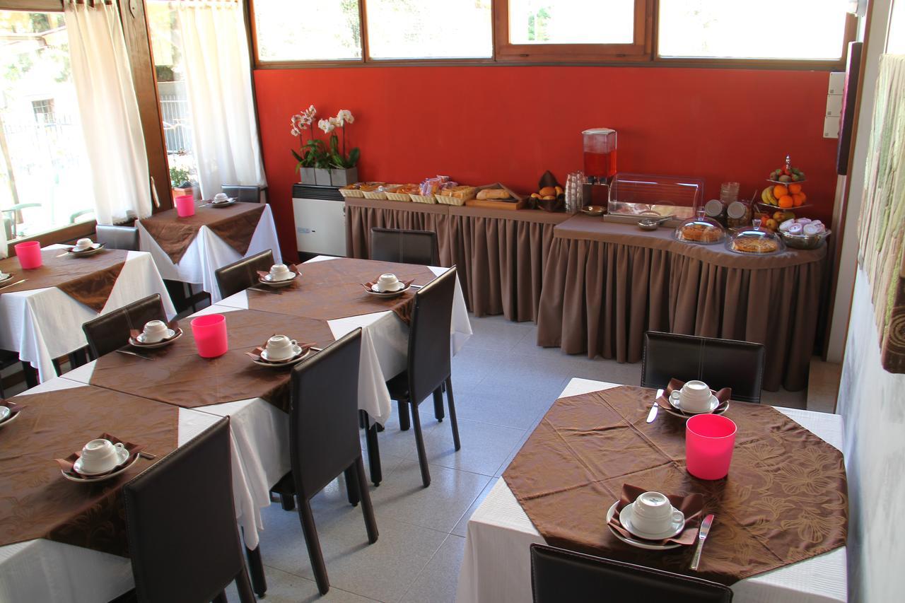 Albergo Al Pescatore Brenzone sul Garda Exterior photo