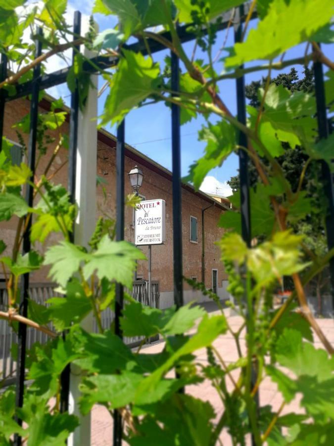 Albergo Al Pescatore Brenzone sul Garda Exterior photo